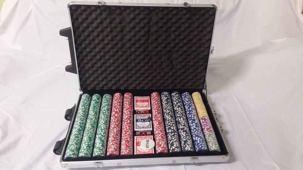 1000 CHIP SET IN CASE $170